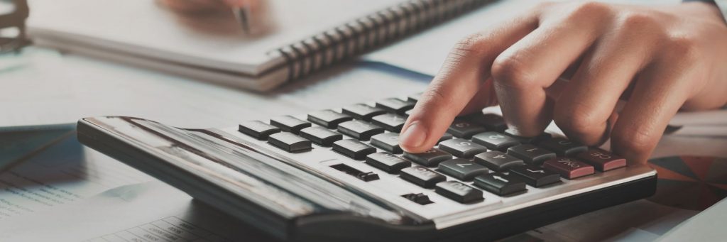 How to make a (very) simple calculator in Python using Lambda - Bays ...